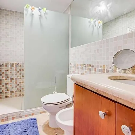 Rentalsbcn Plaza Nuria Apartment *